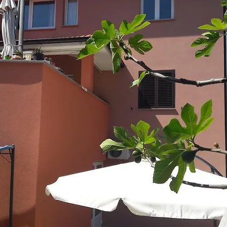 Slavic Apartamento
